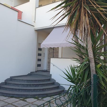 Lecci Al Mare Apartment San Vincenzo Ngoại thất bức ảnh