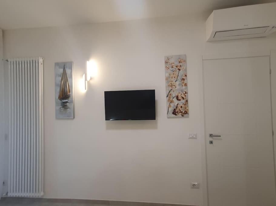 Lecci Al Mare Apartment San Vincenzo Ngoại thất bức ảnh