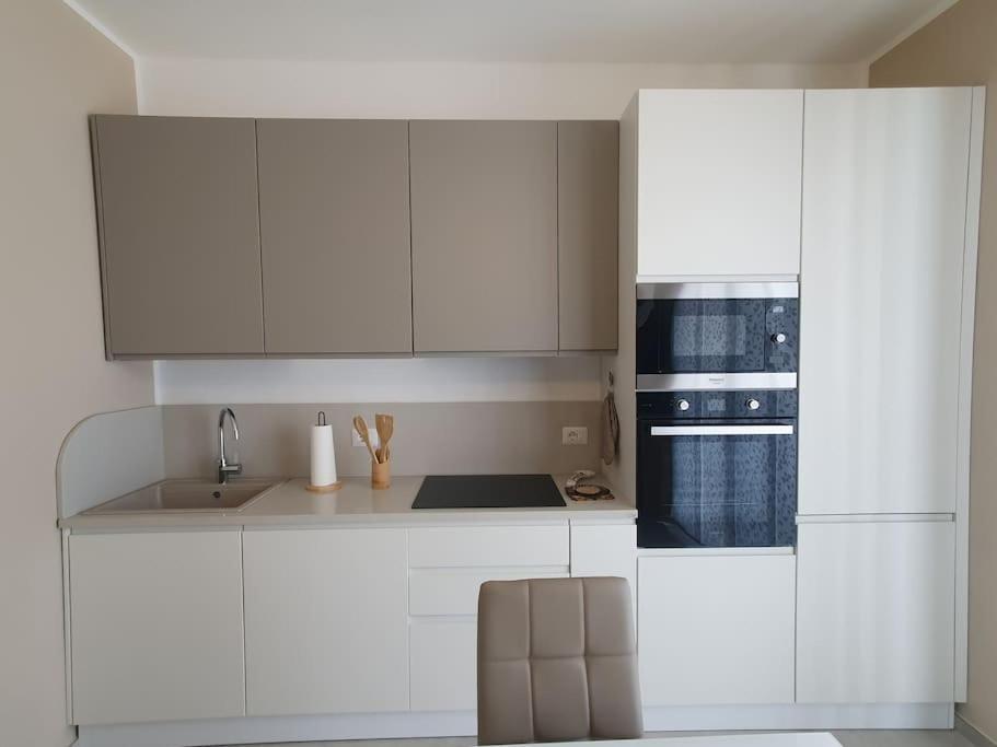 Lecci Al Mare Apartment San Vincenzo Ngoại thất bức ảnh